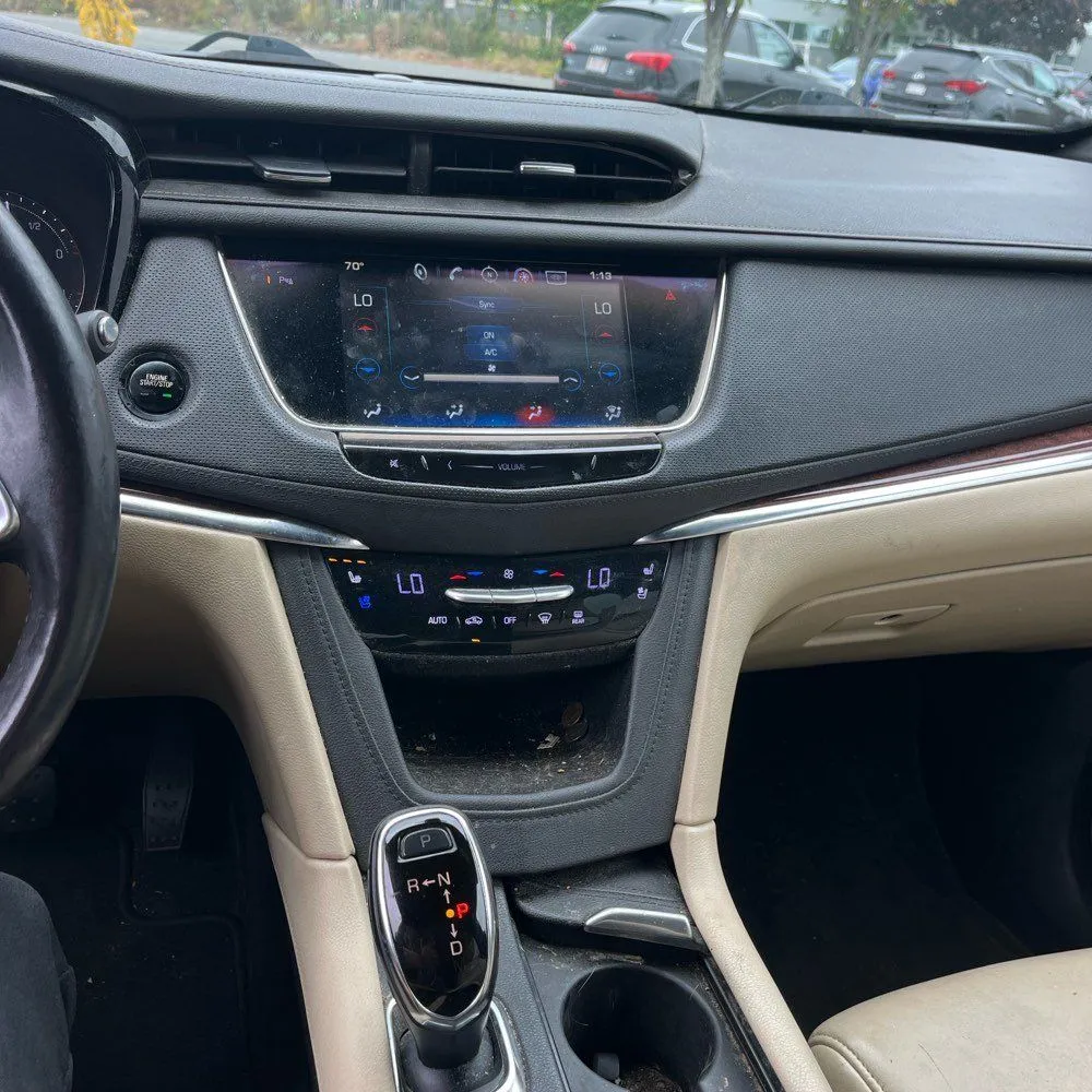 Cadillac XT5 photo 26