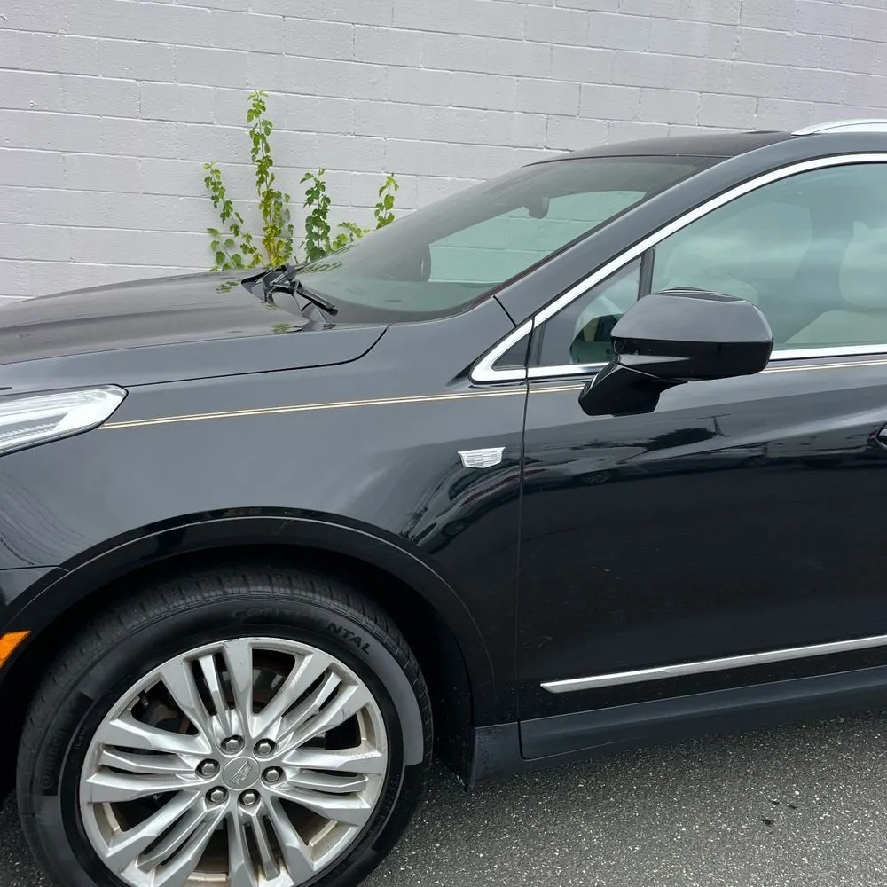 Cadillac XT5 photo 2