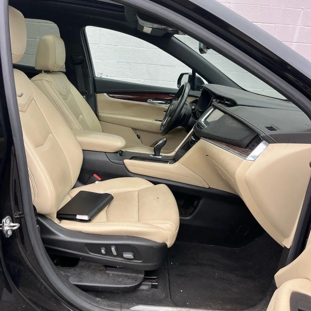 Cadillac XT5 photo 22