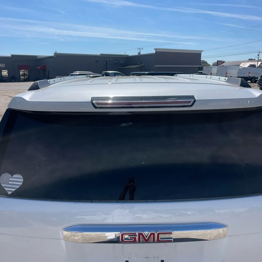GMC Yukon XL photo 16