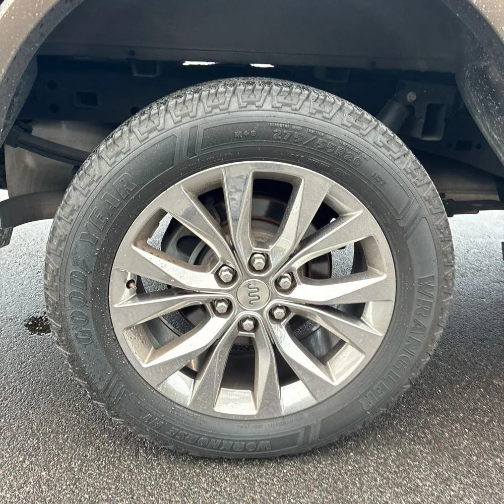 Ford F-150 photo 19