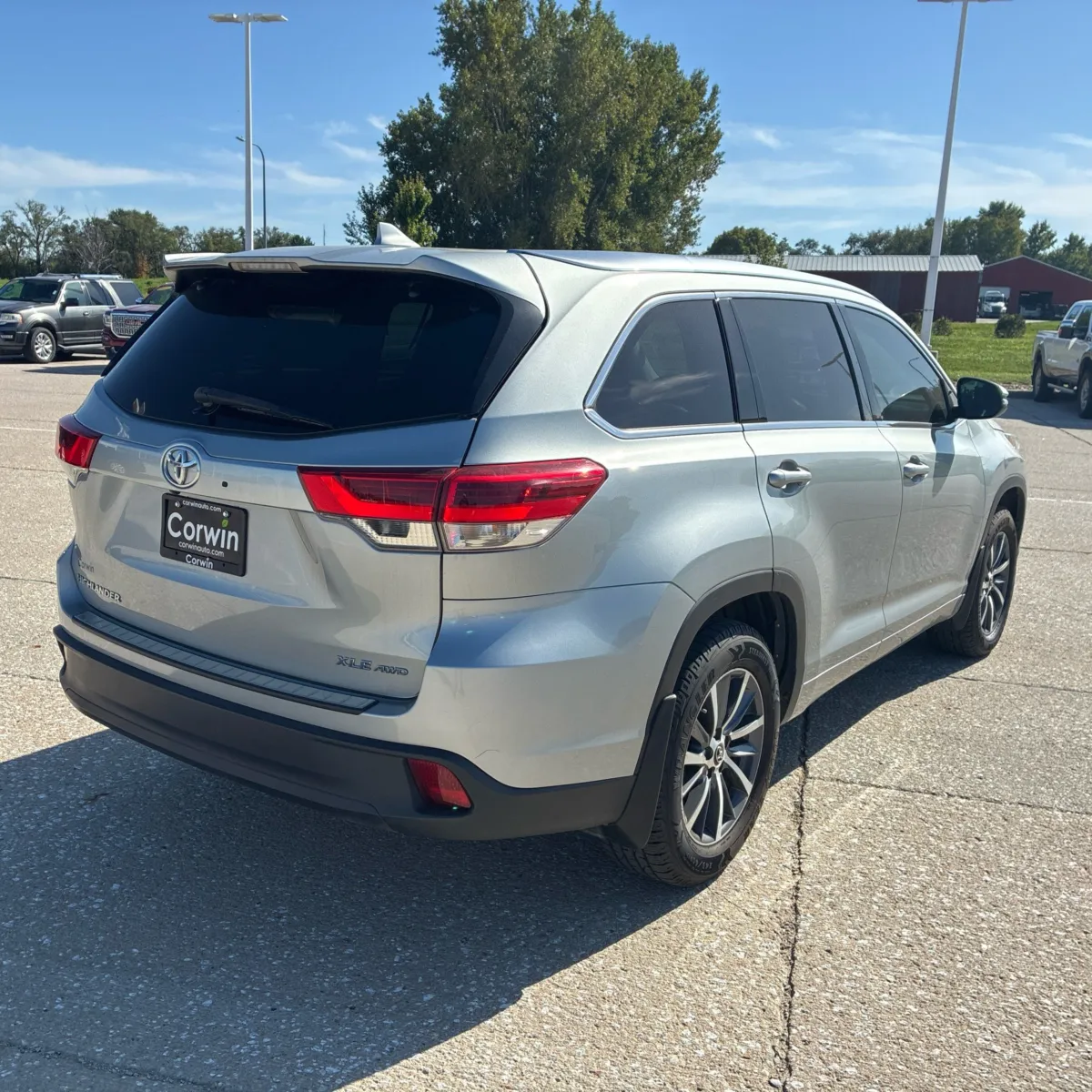 Toyota Highlander photo 7