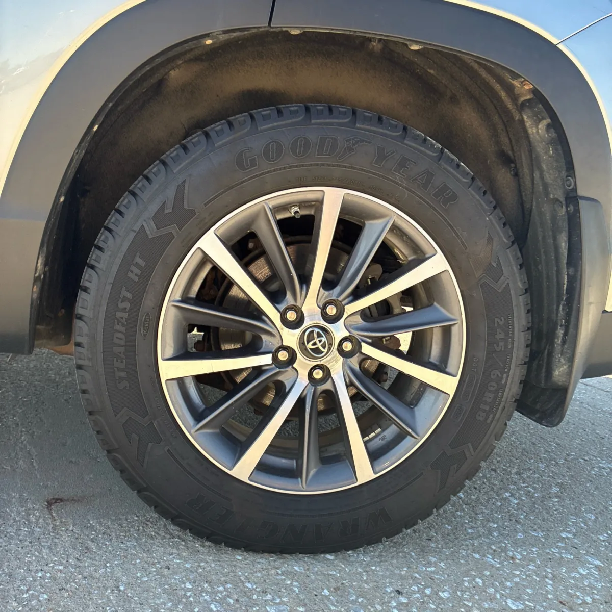 Toyota Highlander photo 17