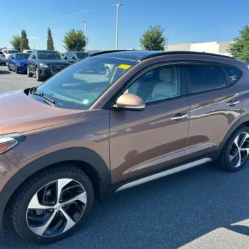 Photos of 2017 Hyundai Tucson Limited for sale in Carlstadt, NJ at 101 Motors