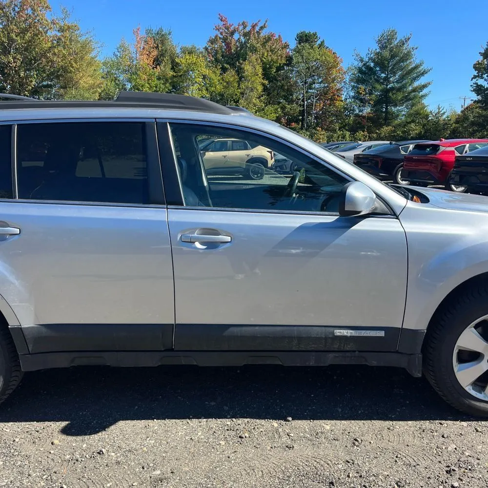 Subaru Outback photo 11