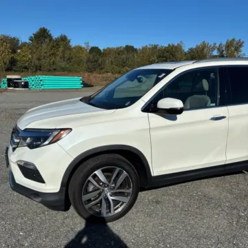 Photos of 2018 Honda Pilot Elite for sale in Carlstadt, NJ at 101 Motors