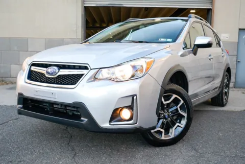 Silver 2016 Subaru Crosstrek 2.0i Limited for sale in Carlstadt, NJ
