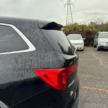 More photos of 2016 Honda Pilot EX-L at 101 Motors, NJ