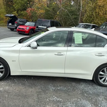 More photos of 2016 INFINITI Q50 2.0t Premium at 101 Motors, NJ
