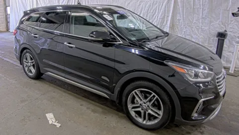 More photos of 2017 Hyundai Santa Fe Limited Ultimate at 101 Motors, NJ