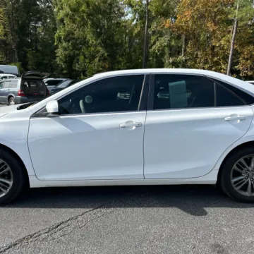 More photos of 2017 Toyota Camry SE at 101 Motors, NJ