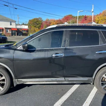 More photos of 2018 Nissan Rogue SL at 101 Motors, NJ