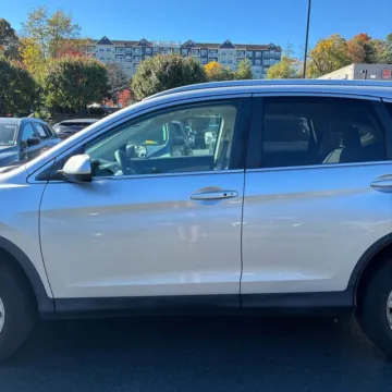 More photos of 2015 Honda CR-V EX-L at 101 Motors, NJ