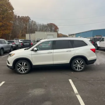 Photos of 2016 Honda Pilot Elite for sale in Carlstadt, NJ at 101 Motors