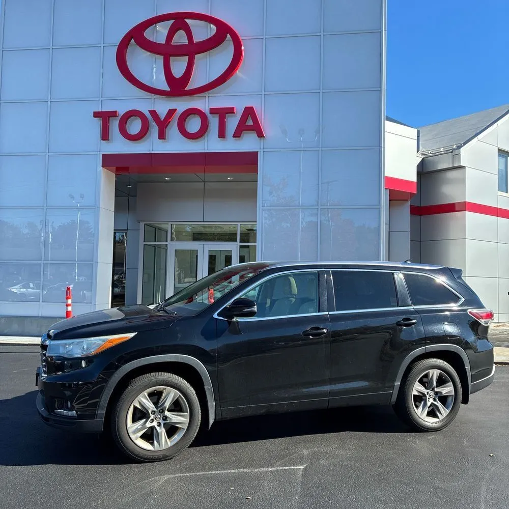 Black 2016 Toyota Highlander Limited Platinum V6 for sale in Carlstadt, NJ