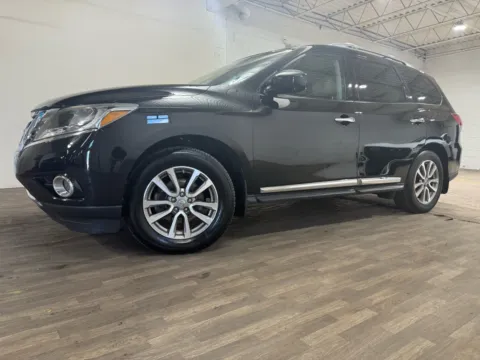 Photos of 2016 Nissan Pathfinder SL for sale in Carlstadt, NJ at 101 Motors