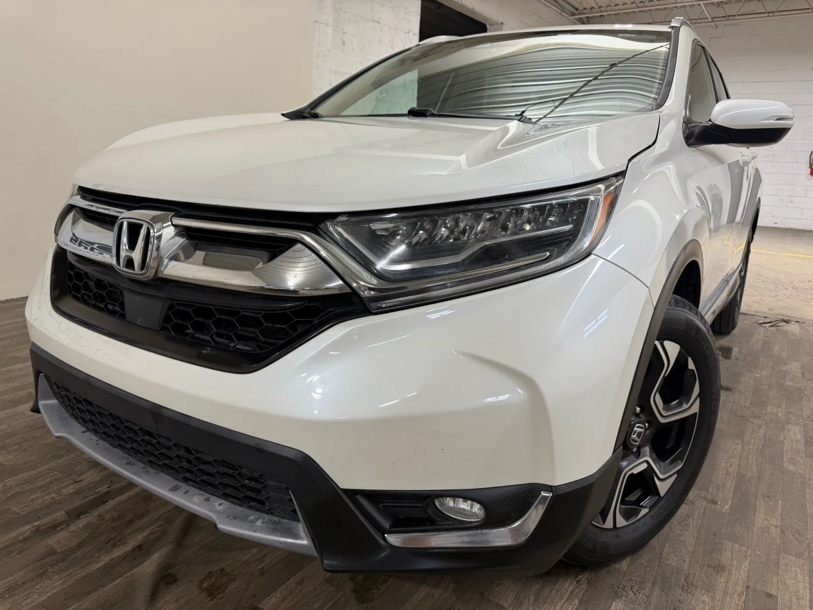 White 2017 Honda CR-V Touring for sale in Carlstadt, NJ