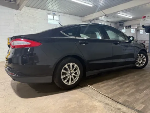 More photos of 2015 Ford Fusion S at 101 Motors, NJ
