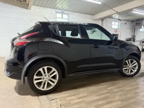 More photos of 2016 Nissan JUKE S at 101 Motors, NJ