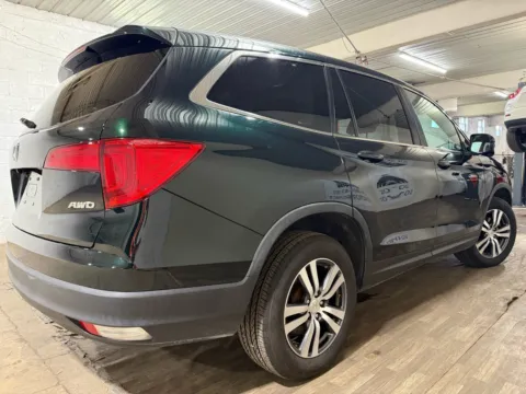 More photos of 2017 Honda Pilot EX-L at 101 Motors, NJ