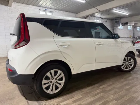 More photos of 2022 Kia Soul LX at 101 Motors, NJ