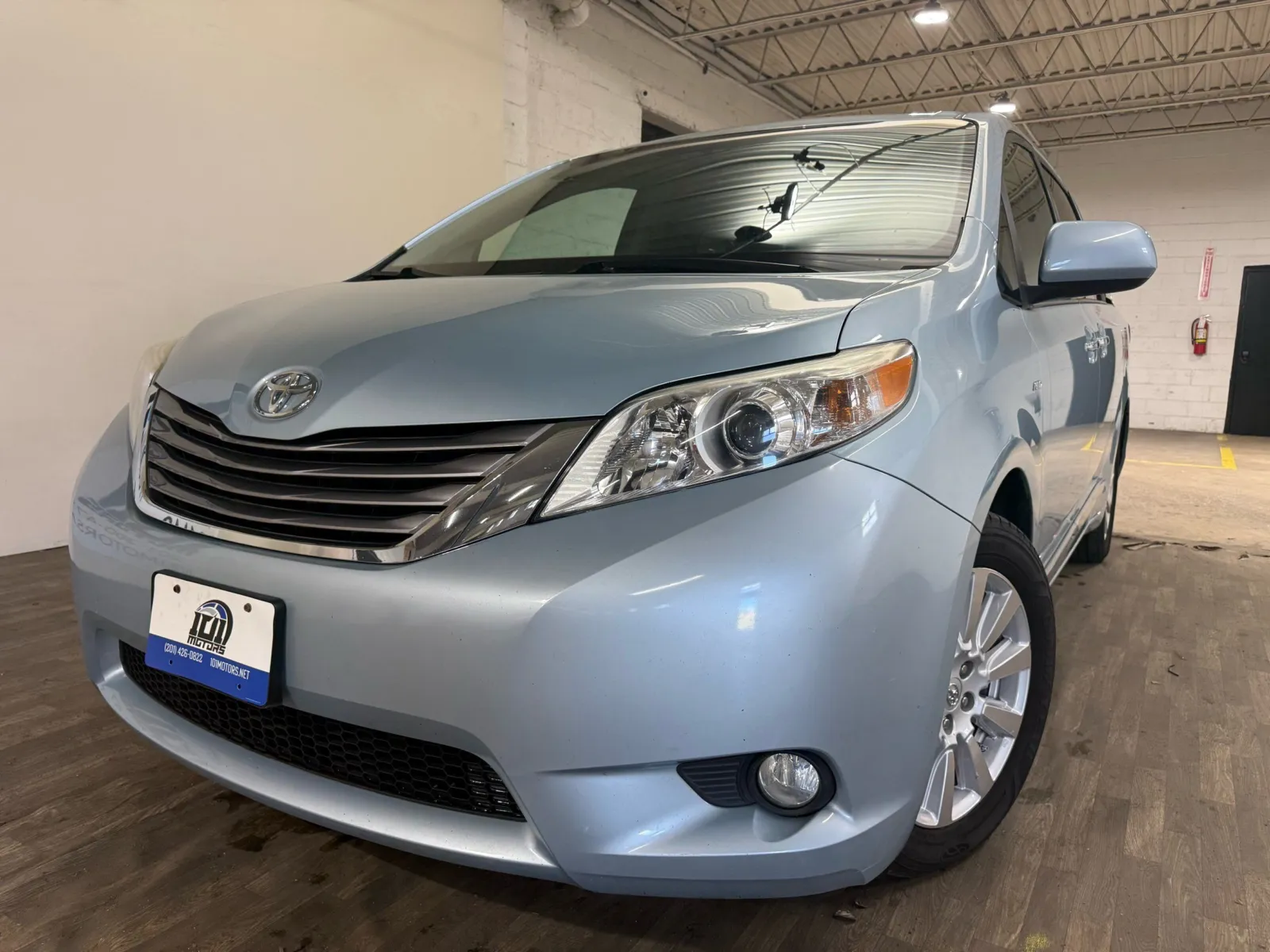 Blue 2017 Toyota Sienna XLE Premium 7-Passenger for sale in Carlstadt, NJ