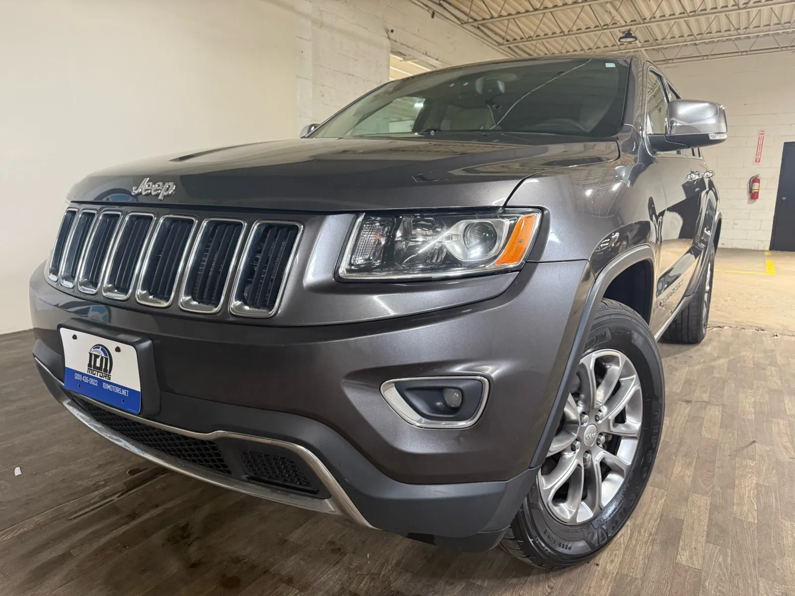 Gray 2014 Jeep Grand Cherokee Limited for sale in Carlstadt, NJ