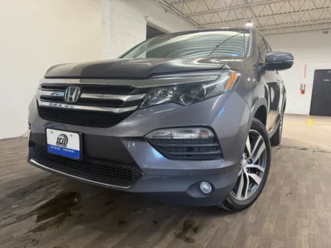 Another view of 2017 Honda Pilot Touring for sale in Carlstadt, NJ at 101 Motors