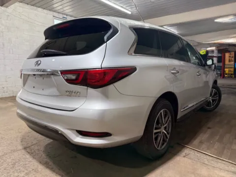 More photos of 2018 INFINITI QX60 at 101 Motors, NJ