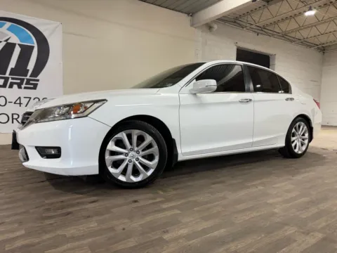 White 2014 Honda Accord Touring for sale in Carlstadt, NJ