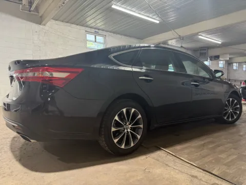 More photos of 2016 Toyota Avalon XLE at 101 Motors, NJ