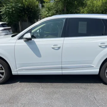 More photos of 2017 Audi Q7 3.0T quattro Premium Plus at 101 Motors, NJ