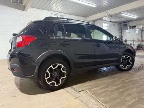 More photos of 2017 Subaru Crosstrek 2.0i Limited at 101 Motors, NJ