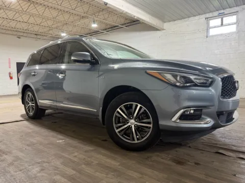 More photos of 2017 INFINITI QX60 at 101 Motors, NJ