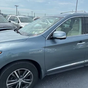 Photos of 2017 INFINITI QX60 for sale in Carlstadt, NJ at 101 Motors