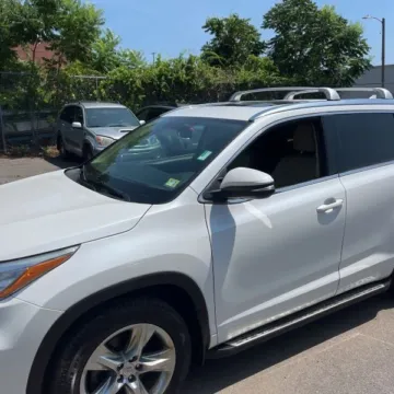 Photos of 2015 Toyota Highlander Limited for sale in Carlstadt, NJ at 101 Motors
