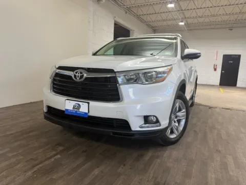 White 2015 Toyota Highlander Limited for sale in Carlstadt, NJ