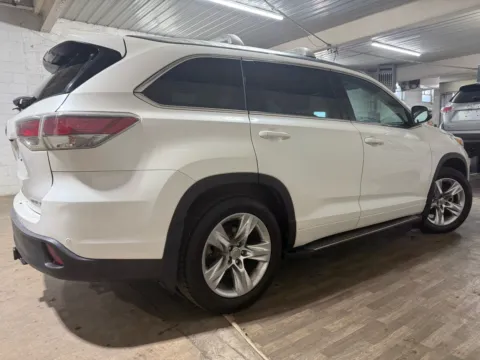More photos of 2015 Toyota Highlander Limited at 101 Motors, NJ