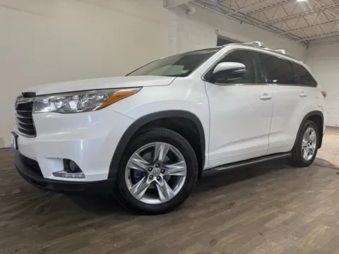 Photos of 2015 Toyota Highlander Limited for sale in Carlstadt, NJ at 101 Motors