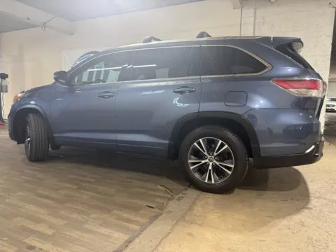 Another view of 2016 Toyota Highlander XLE for sale in Carlstadt, NJ at 101 Motors