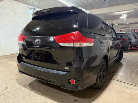 More photos of 2011 Toyota Sienna LE 7-Passenger at 101 Motors, NJ