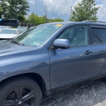 Photos of 2012 Toyota Highlander Limited for sale in Carlstadt, NJ at 101 Motors