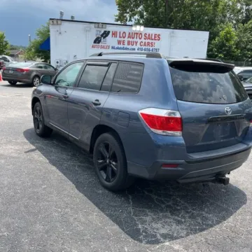 More photos of 2012 Toyota Highlander Limited at 101 Motors, NJ