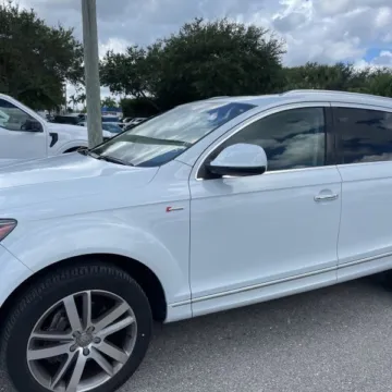 Photos of 2013 Audi Q7 3.0T quattro Premium Plus for sale in Carlstadt, NJ at 101 Motors