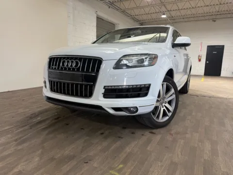 Photos of 2013 Audi Q7 3.0T quattro Premium Plus for sale in Carlstadt, NJ at 101 Motors