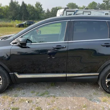 More photos of 2017 Honda CR-V Touring at 101 Motors, NJ