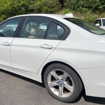 More photos of 2013 BMW 3 Series 328i xDrive at 101 Motors, NJ