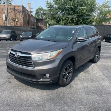 Gray 2016 Toyota Highlander XLE for sale in Carlstadt, NJ
