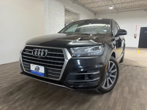 Photos of 2017 Audi Q7 3.0T quattro Premium Plus for sale in Carlstadt, NJ at 101 Motors
