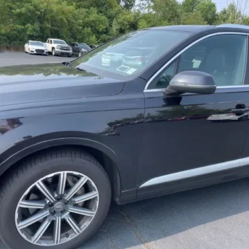 Photos of 2017 Audi Q7 3.0T quattro Premium Plus for sale in Carlstadt, NJ at 101 Motors